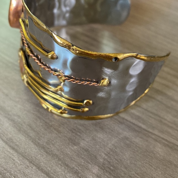 Gorgeous Zara Bracelet - Picture 5 of 7